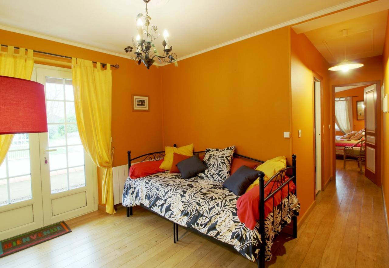 Bed and Breakfast La Mancine Laulan Jau-Dignac-et-Loirac Exteriér fotografie